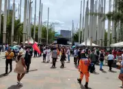 Petro llegó dos horas tarde a marcha del Día del Trabajo en Medellín