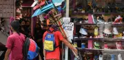 Pobreza extrema en Venezuela baja en 2025, pero 1 de cada 3 hogares no cubre alimentos