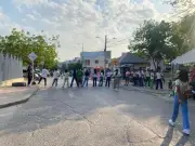 Protesta en Cartagena: comunidad educativa exige mejoras en colegio Bertha Gedeón
