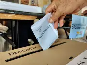 Radican proyecto para derogar la Ley de Encuestas a días de primera vuelta