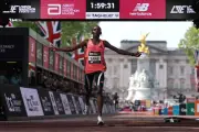 Récord en maratón de Londres: proeza humana de menos de dos horas