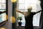 Relaciones líquidas y ansiedad digital: claves para recuperar la calma