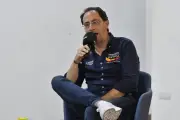 Restrepo propone blindar comercio con Ecuador en debate vicepresidencial