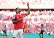 Richard Ríos sigue en racha: marcó gol con Benfica ante Famalicão