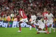 Santa Fe golea 4-0 a América y avanza a semifinales de la Liga BetPlay