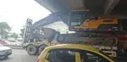Segundo choque contra puente NQS con calle 19 en menos de un año