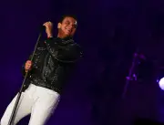 Silvestre Dangond dona instrumentos musicales a colegios en Colombia