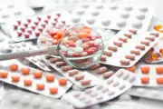 Supersalud halló medicamentos almacenados mientras usuarios esperan meses