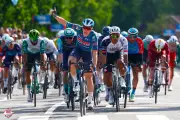 Tour de Hungría 2026: Molano y Gaviria brillan en sprint inaugural