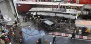 Tren choca contra autobús en Tailandia: 8 muertos y 20 heridos
