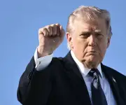 Trump apela fallo que declara ilegales sus aranceles globales del 10%