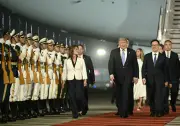 Trump espera un 'abrazo enorme' de Xi Jinping en su visita a Pekín
