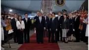 Trump llega a China para cumbre de alto riesgo con Xi Jinping
