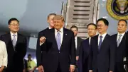 Trump sorprende con declaraciones de amistad hacia China en reunión con Xi Jinping