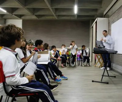 Ashmore Colombia adquiere Liceo Francés de Medellín para su plataforma Legacy Schools
