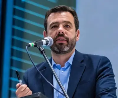 Bogotá enviará ayudas a Venezuela tras sismo de 7,1: alcalde Galán