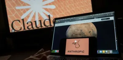 Claude AI sufre caída global con más de 7.500 reportes en Downdetector
