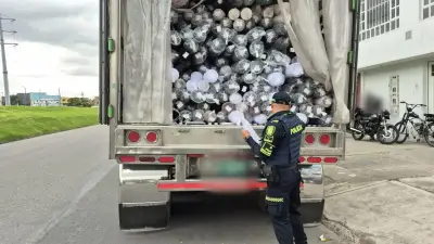 Decomisan mercancía de contrabando valuada en más de $1.300 millones en Bogotá