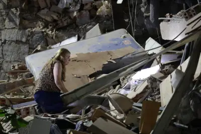Derrumbe de edificio de 22 pisos en Caracas tras sismos de 7,2 y 7,5
