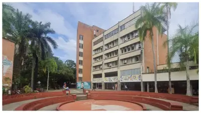 Estudiantes de Univalle levantan paro tras tres semanas y vuelven a clases