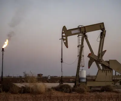 Futuros en EE.UU. suben y petróleo cae tras acuerdo de paz con Irán