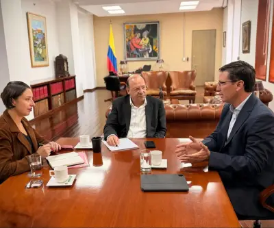 Gobierno y Fedecafé acuerdan prórroga de cinco meses al contrato del FNC