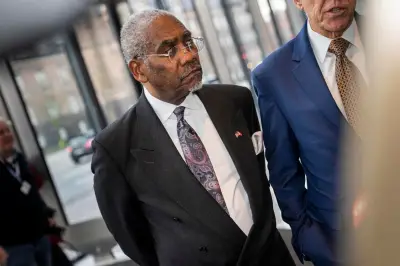 Gregory Meeks felicita a Abelardo de la Espriella y ofrece cooperación