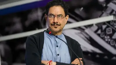 Iván Cepeda esperará escrutinio y rechaza 'voto fusil' tras derrota
