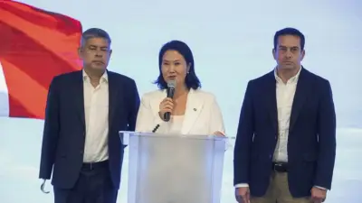Keiko Fujimori lidera escrutinio en Perú con 50,11% y rival pide anular voto exterior