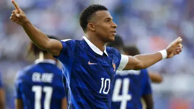 Mbappé doblete y Olise brillan: Francia 3-0 a Suecia y avanza a octavos