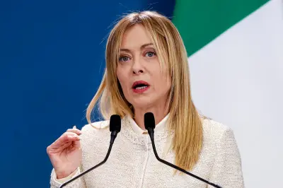 Meloni acusa a Feria del Libro de Roma de censura por carné antifascista