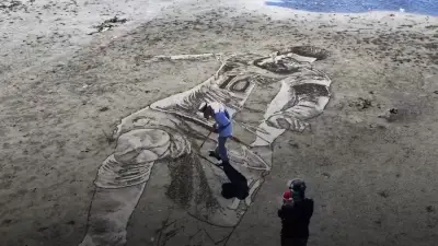 Messi gigante en Filipinas: artista crea retrato en arena