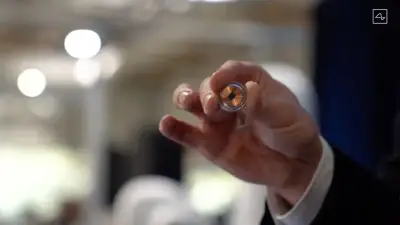 Neuralink: Elon Musk sugiere transmitir pensamientos entre personas en 2026