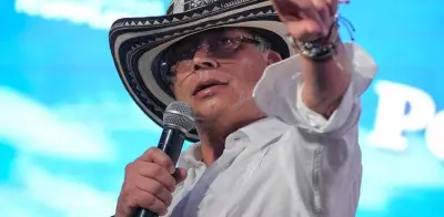 Petro da señales de empalme y retirada tras partido de Selección Colombia