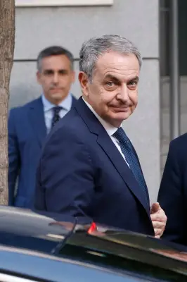 Policía española dice que Zapatero cobró 200.000 euros para mediar en Bolivia