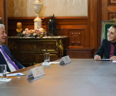 Sheinbaum recibe a Jamie Dimon de J.P. Morgan en Palacio Nacional