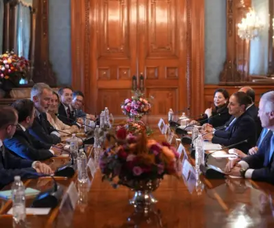 Sheinbaum y rey Felipe VI acuerdan fortalecer relación México-España