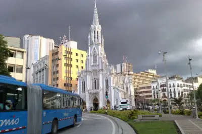 Tres barrios de Cali cambian de nombre para reducir estigmatización social