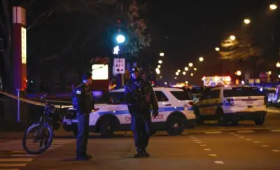 Trump y Pritzker chocan por violencia en Chicago; 8 muertos y 39 heridos