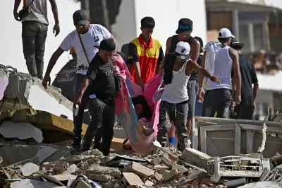 Venezuela restringe acceso a La Guaira tras terremoto para facilitar rescates