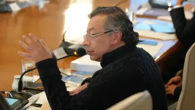 Viviane Morales critica a Gloria Arizabaleta por suspensión de Petro