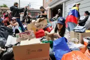 7 toneladas de ayuda para animales llegan a Venezuela tras terremotos