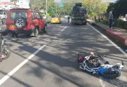 Accidente en Ibagué: mujer y menor heridos tras choque con tractocamión