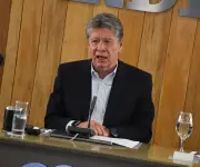 Andi felicita a De La Espriella y pide unidad, confianza y respeto