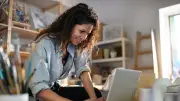 Bancóldex amplía programa para preparar microempresas y facilitar crédito