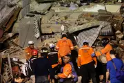 Bogotá se solidariza con Venezuela y coordina ayudas tras terremotos