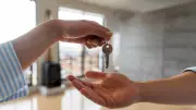 Caída en acceso a vivienda reduce compras y aumenta arriendo en Colombia