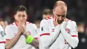 Christian Eriksen sufre nuevo desmayo en partido amistoso