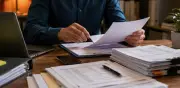 Cómo presentar una queja contra una entidad pública sin perder tiempo