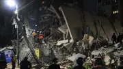 Colombia envía 63 rescatistas a Venezuela tras terremotos